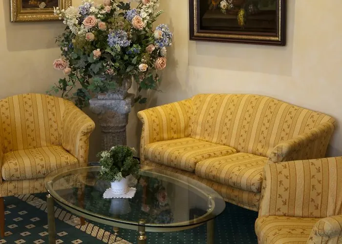 Mayer Ξενοδοχείο