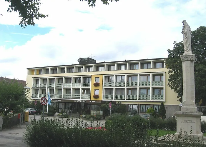 מלון Mayer גרמרינג